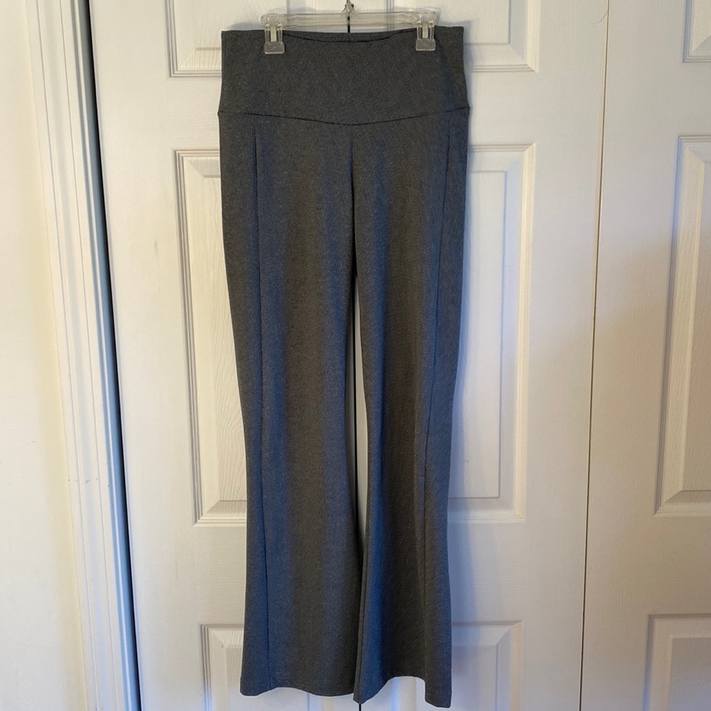 Betabrand Grey Flare Bottom Yoga Pant Size Small Petite